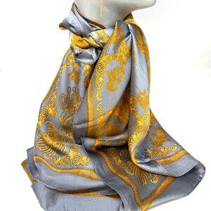 💖😍🎁The Feel Of Silk Grey Guilt Statement Scarf